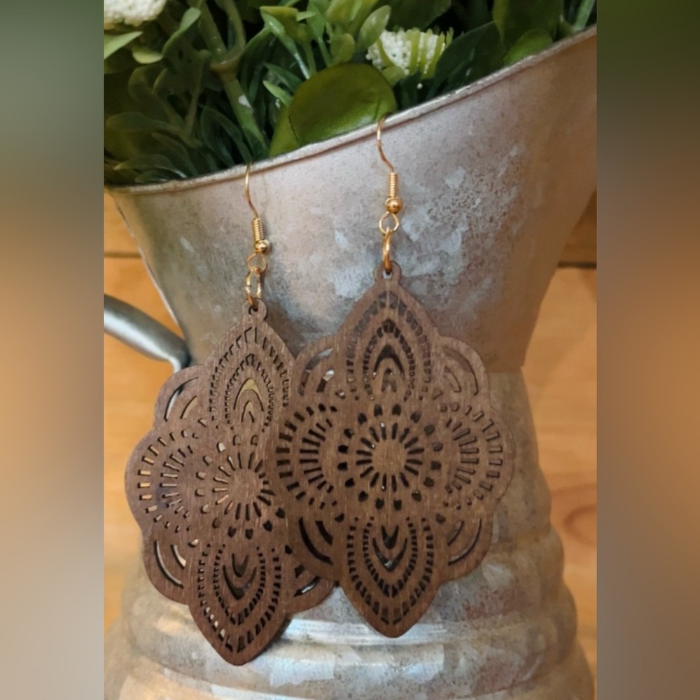 NIP Boho wooden earrings lightweight